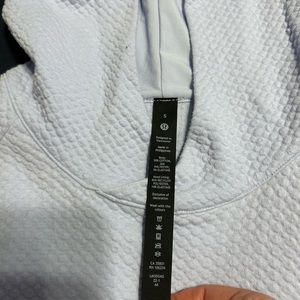 Lululemon sweatshirt